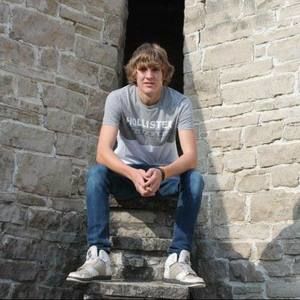 Meet your Posher, Chase